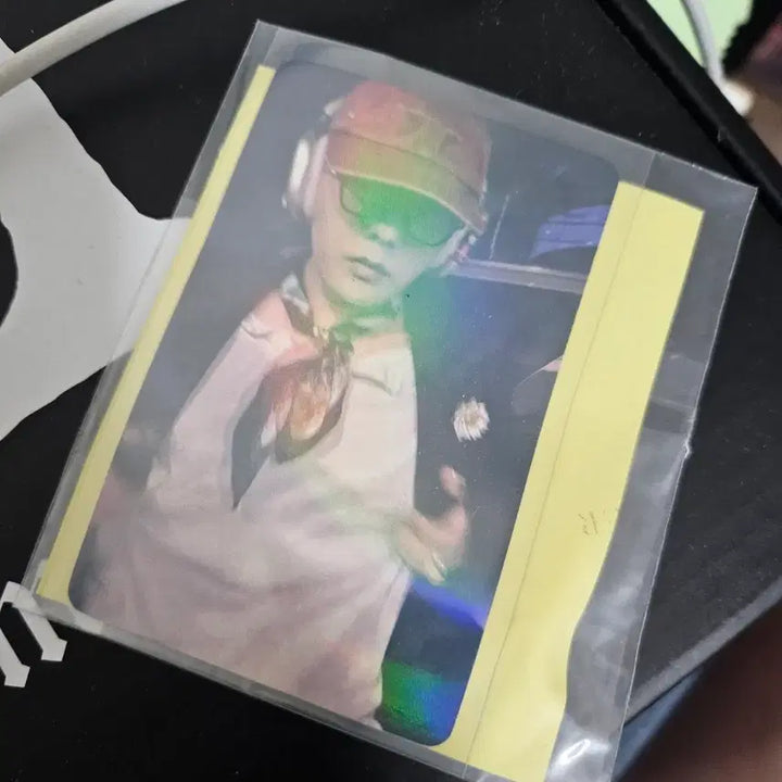 [BUNJANG] G-Dragon Ubermensch Cotton Cap with Photocard and Sticker / 지드래곤 Gd 위버멘쉬 볼캡 서비스 포카 스티커