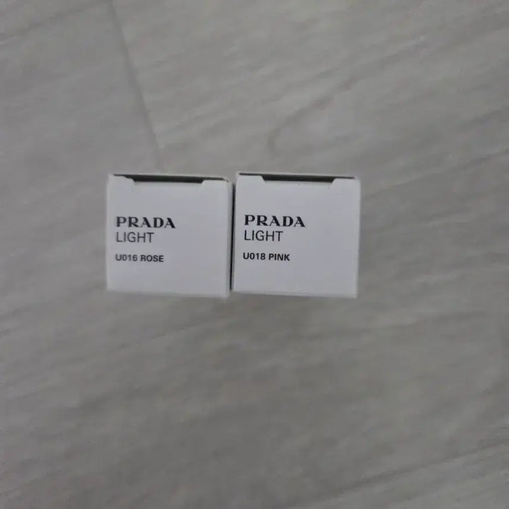 [BUNJANG] Prada Blooming Lip Balm Glowing Lip Color U016 Rose / 프라다 립밤 글로잉 립컬러 U016 로즈