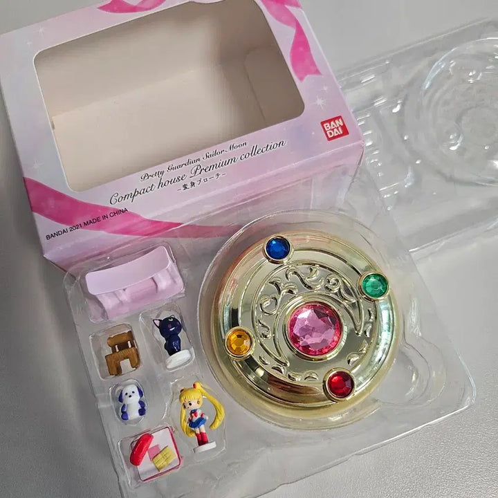 [BUNJANG] Sailor Moon Compact House Premium Collection Brooch / 세일러문 컴팩트하우스 프리미엄 컬렉션 판매합니다