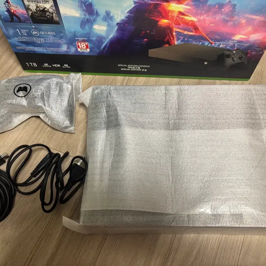 [BUNJANG] Xbox One X Gold Edition Full Box / Xbox one X 골드 에디션 풀박스 판매합니다 (설명문 참조)