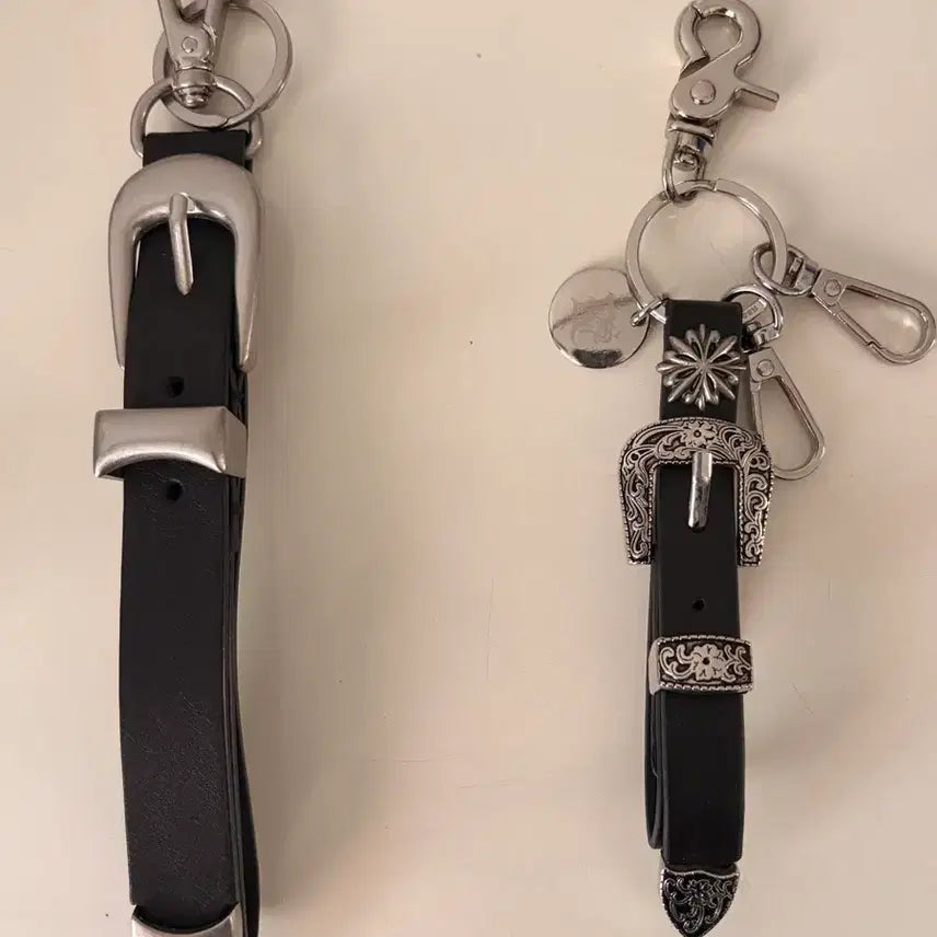 [BUNJANG] MJDC Black Belt Keychain / 엠제이디 블랙 벨트 키링, + 무신사 키링 하나