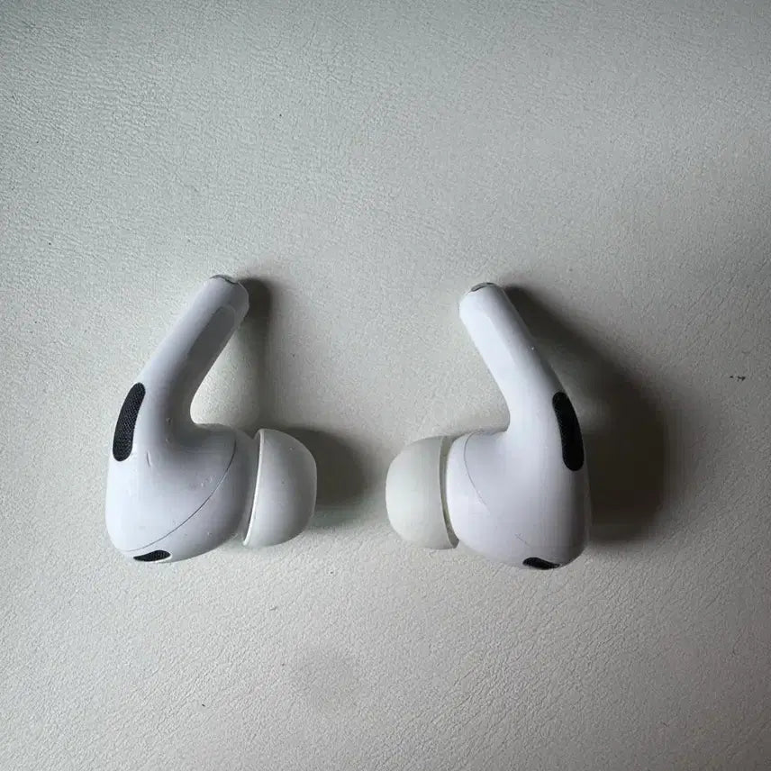 [BUNJANG] Apple AirPods Pro 2nd Generation 8-pin / 에어팟 프로2 8핀
