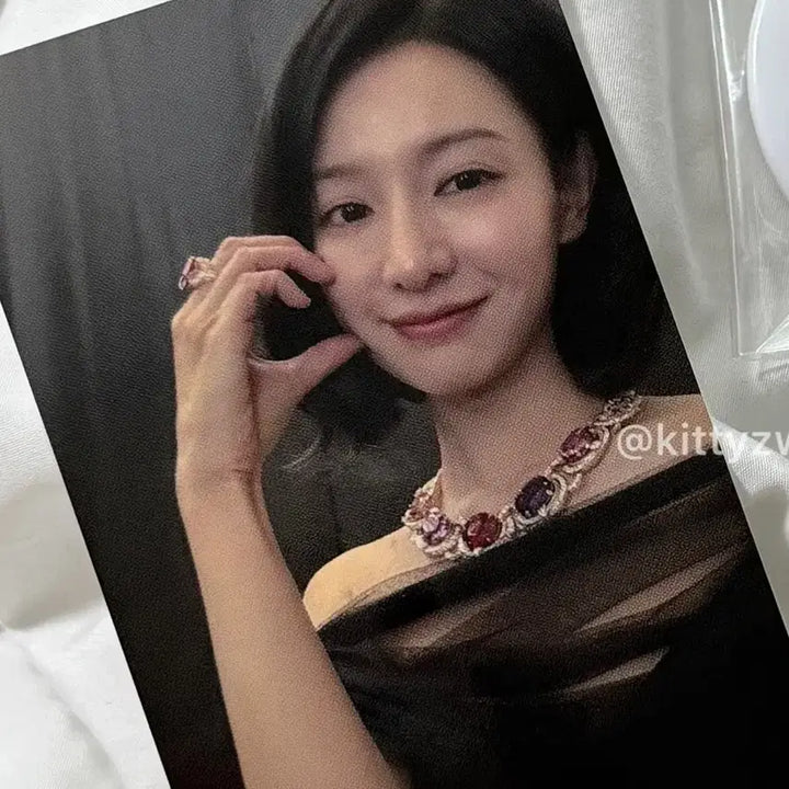 [BUNJANG] Kim Jiwon Fan Cafe Photocard / 김지원 팬카페 포카 판매