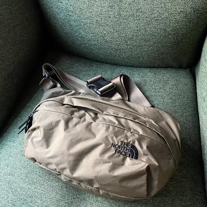 [BUNJANG] The North Face Glam Hip Bag / 노스페이스 글램 힙백