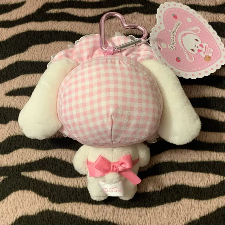 [BUNJANG] Sanrio Sugarbunnies Spinns Collaboration Berry Bunny Picnic Mascot Charm Shirowusa / 산리오 슈가바니즈 스핀즈 콜라보 베리버니 피크닉 마스코트 시로우사