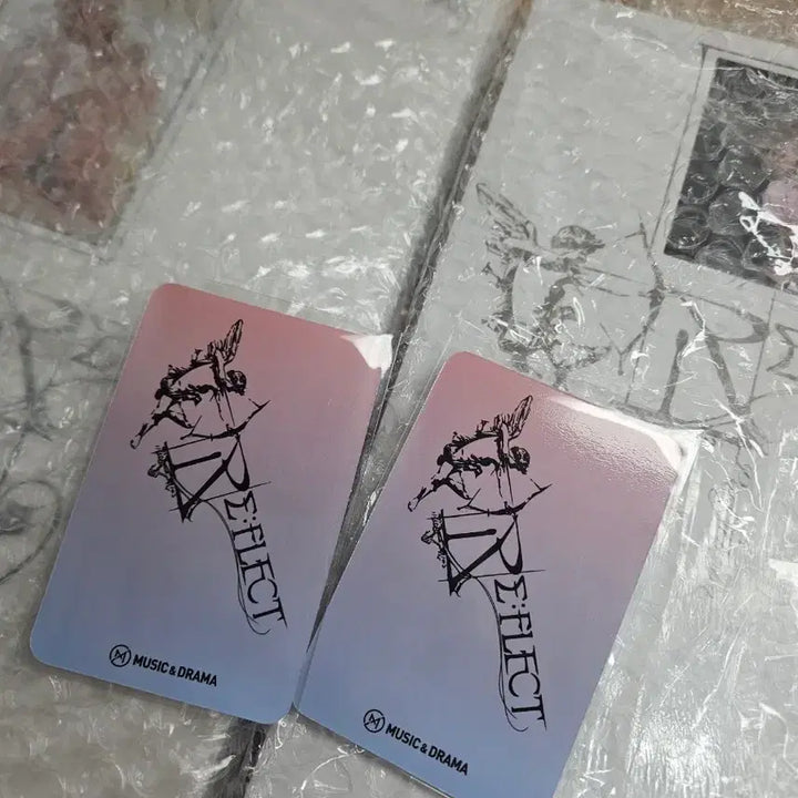[BUNJANG] Park Ji Hoon Reflect Album Music &amp; Drama Lucky Draw Photocard Bundle Set / (일괄)박지훈 리플렉트 앨범 뮤직앤드라마 특전포카 포함 미개봉 A,B형 앨범판매