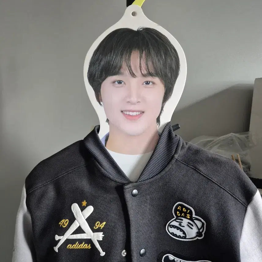 [BUNJANG] Mori Fantasy Limited Edition Haechan Photo Hanger / 모리 판타지 한정 경품 포토 행거 해찬