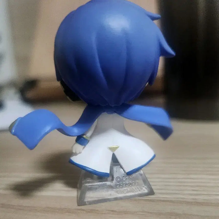 [BUNJANG] Kaito 15th Anniversary Mini Figure / 카이토 15주년 미니 피규어