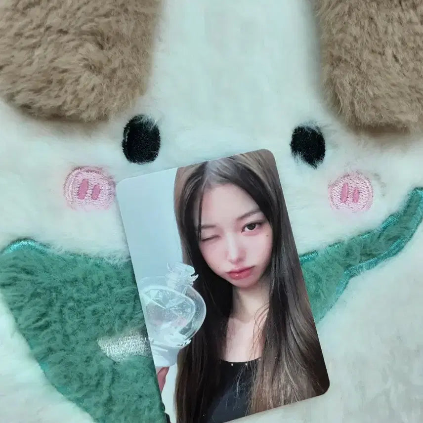 [BUNJANG] IVE Jang Wonyoung IHAEBONG Photocard / 아이브 장원영 아이해봉 들고 있는 포카