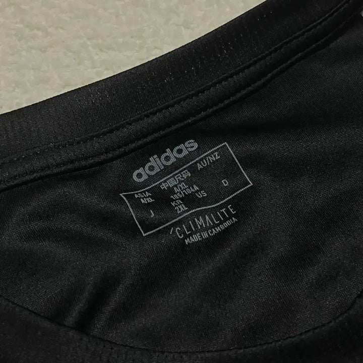 [BUNJANG] Adidas Sleeveless Tank Top / 아디다스 슬리브리스 나시
