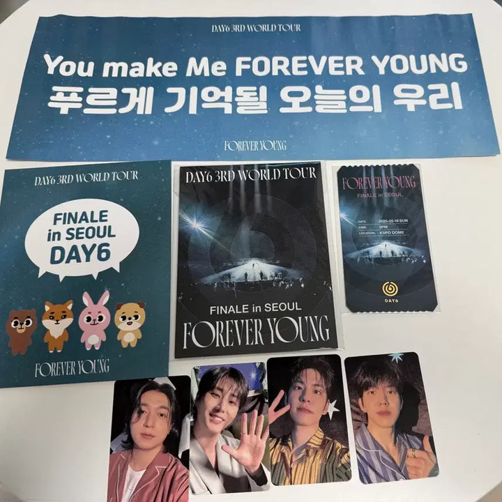 [BUNJANG] DAY6 Forever Young Finale Entrance Gift Bundle Set / 데이식스 포에버영 피날레 막막 입장기프트