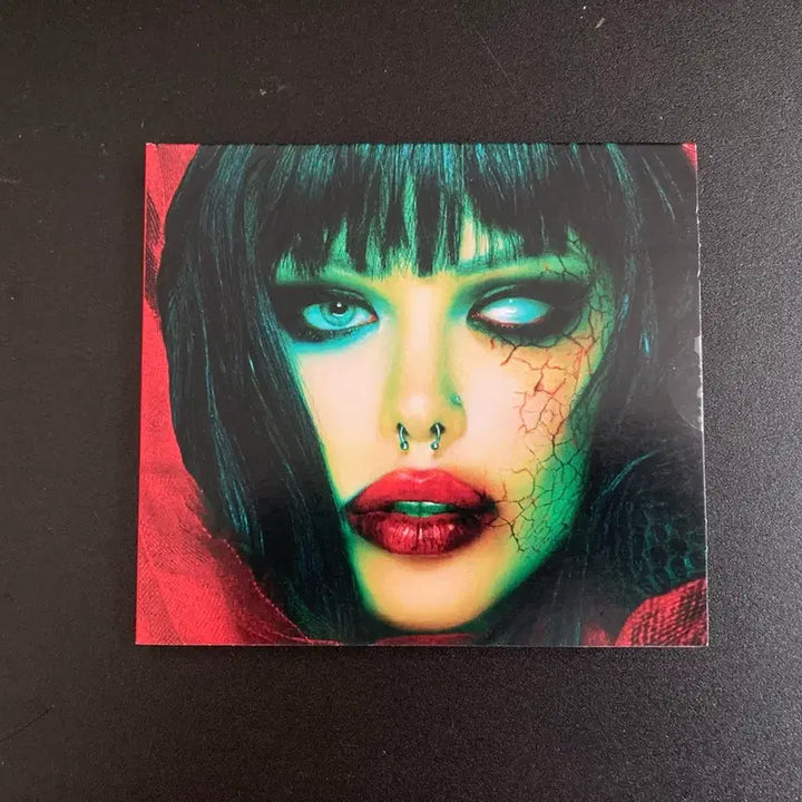 [BUNJANG] Alice Glass Prey // IV Unsealed CD / 앨리스 글래스-Prey//IV 수입미개봉CD