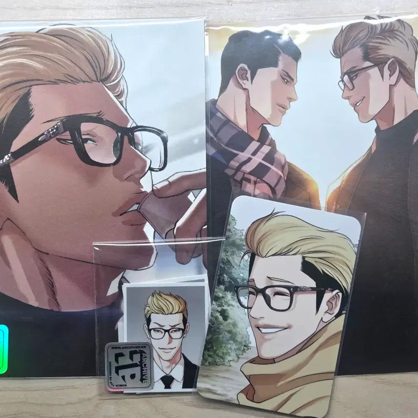 [BUNJANG] Lookism Kim Jun-goo Merchandise Bundle Set / 외지주 김준구 굿즈 일괄 포카 증사 엽서