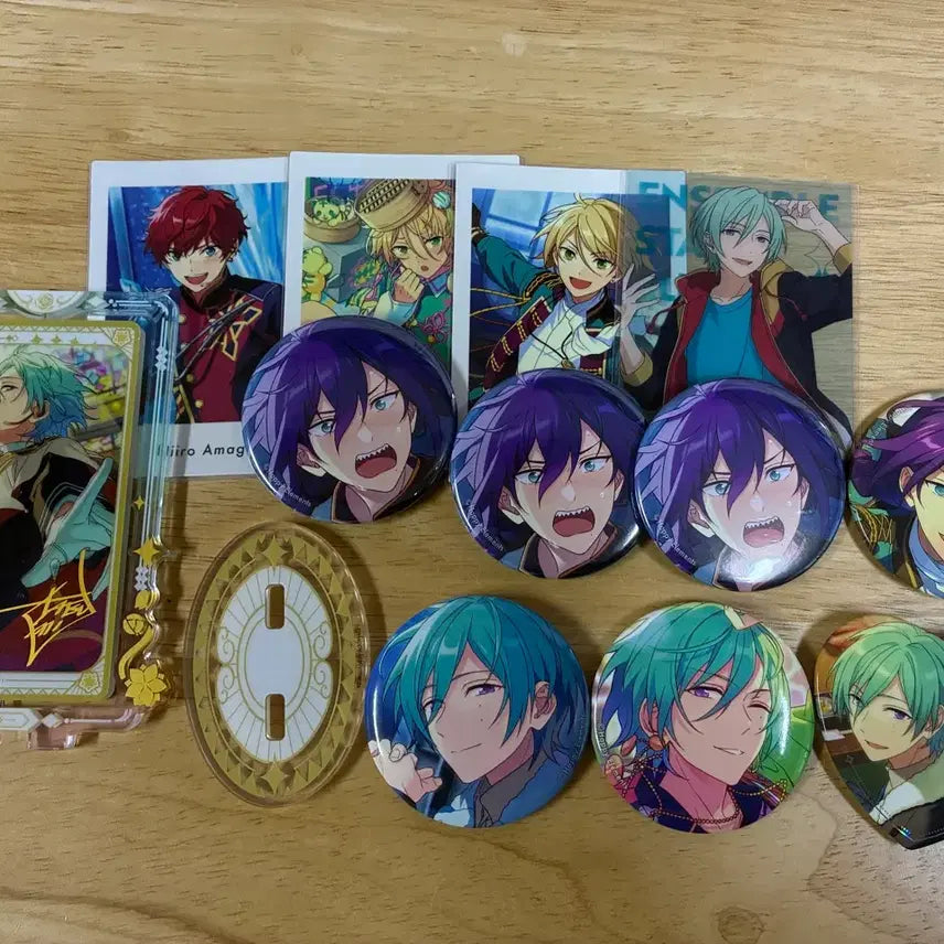[BUNJANG] Alkaloid Aira Mayoi Tatsumi Hiro Merchandise Bundle Set / 알칼로이드 아이라 마요이 타츠미 히이로 굿즈 일괄 처분