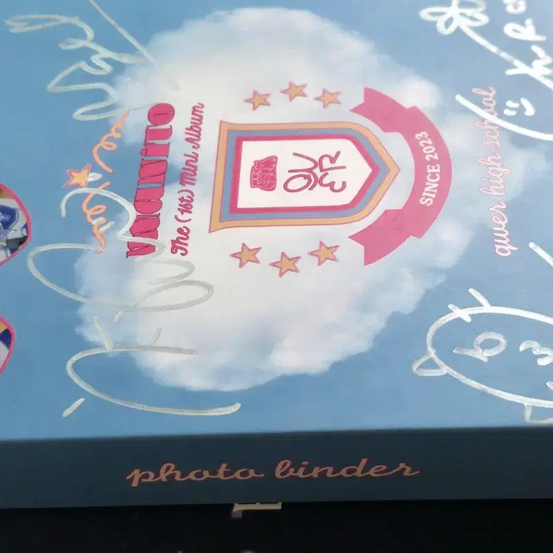 [BUNJANG] QWER Autographed Photocard Binder / QWER 친필싸인 포카 바인더