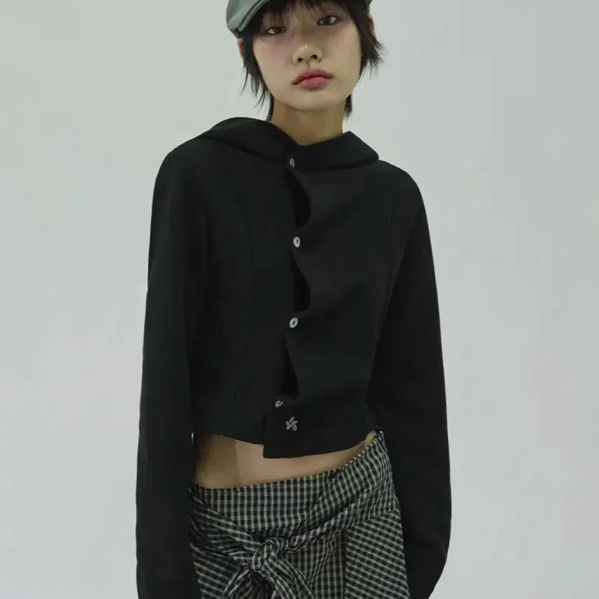 [BUNJANG] Slickglow Small Logo Shirring Hood Top (Gray/Black) / 마지막 가격) 슬릭글로우 스몰 로고 사이드 버튼 셔링 후드탑 그레이