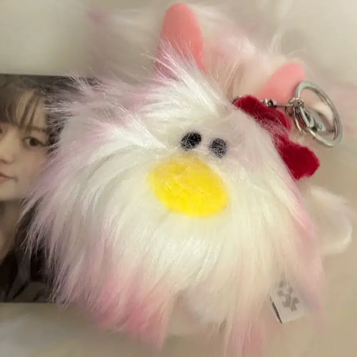 [BUNJANG] ILLIT Minju 1st Anniversary Okki Plush Keychain / 아일릿 민주 1주년 오끼 플러쉬 키링