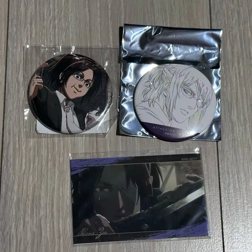 [BUNJANG] Attack on Titan Hanji Can Badge Photocard / 진격의 거인 한지 캔뱃지 포카