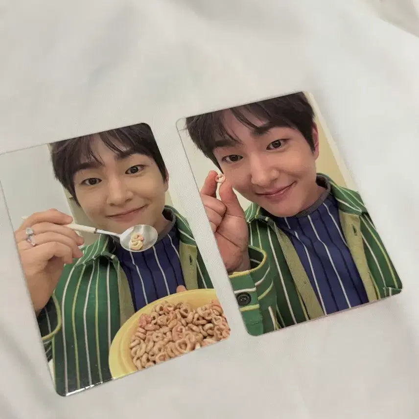 [BUNJANG] SHINee Onew Flow Photocard Bundle Set / 샤이니 온유 플로우 포카 2장일괄
