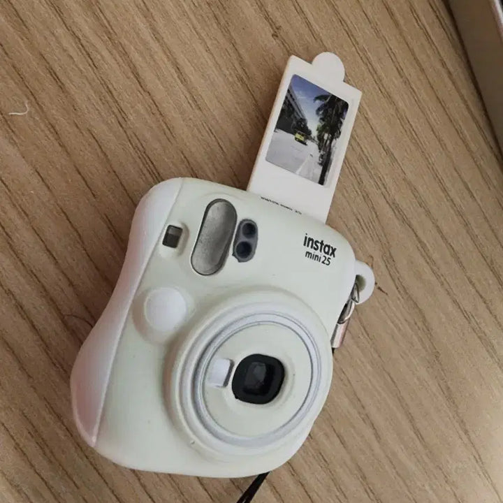 [BUNJANG] Instax Mini Cheki Classic Gacha White / 인스탁스 미니 체키 고전 가챠
