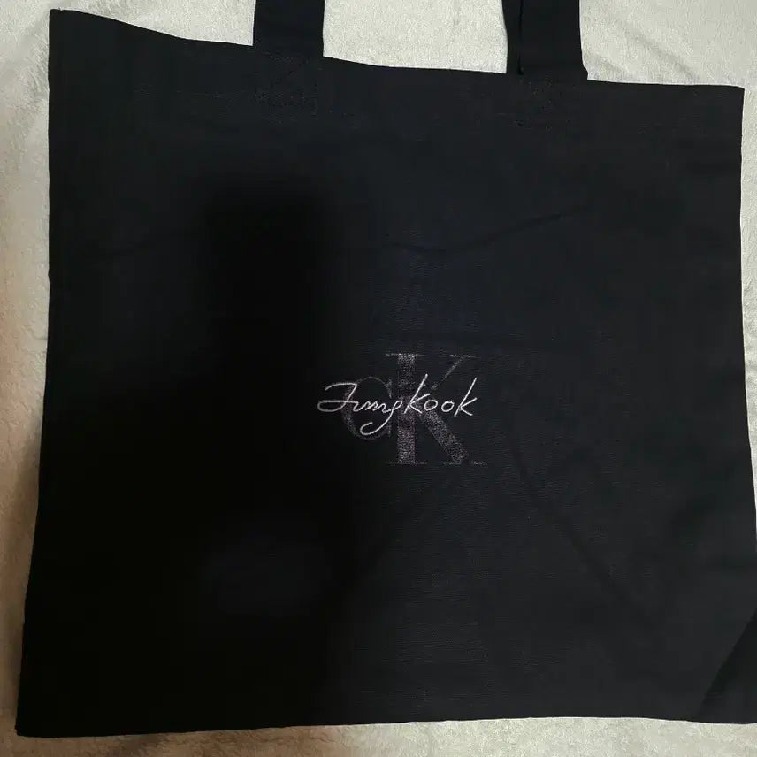 [SOLD OUT] 방탄 정국 캘빈 클라인 토트백 CKJK 토트백