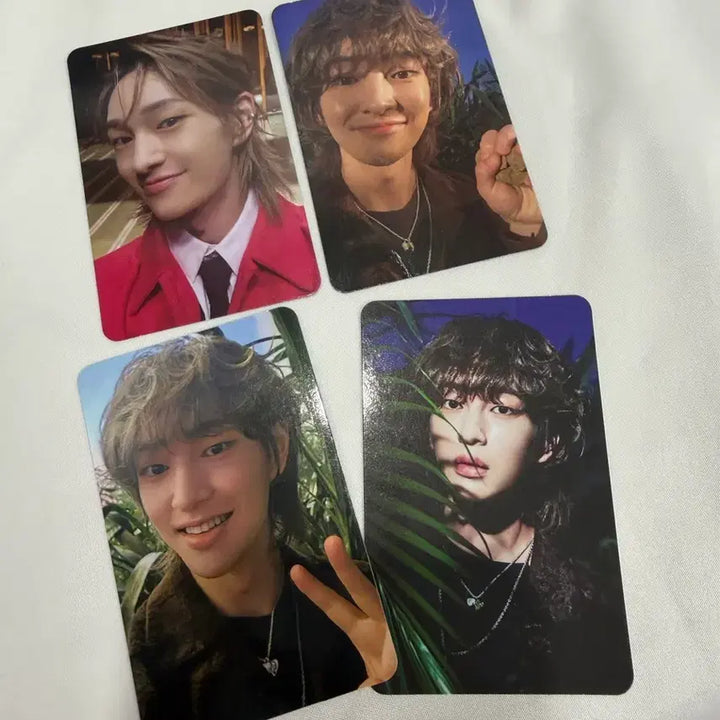 [BUNJANG] SHINee Onew HARD Album Bundle Set (4 Photocards + Album) / 샤이니 HARD 온유 VER 포카 4종 +앨범 일괄