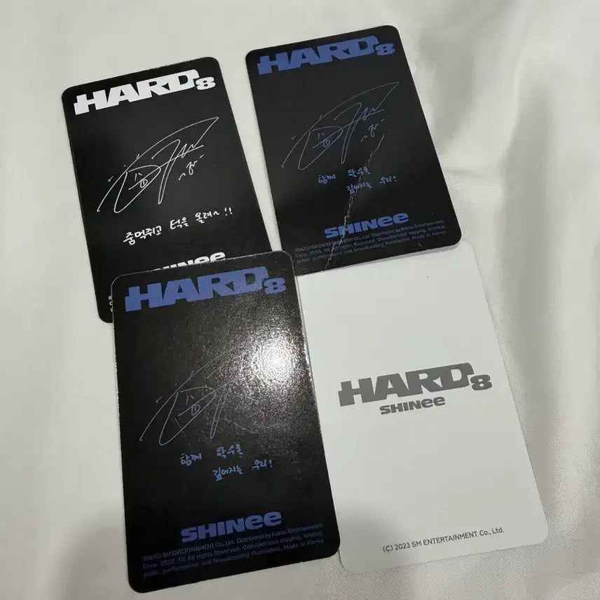 [BUNJANG] SHINee Onew HARD Album Bundle Set (4 Photocards + Album) / 샤이니 HARD 온유 VER 포카 4종 +앨범 일괄