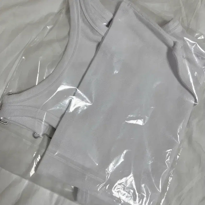 [BUNJANG] F Adee Suspender Sleeveless Top White / 페일제이드 서스펜더 슬리브리스 멜빵 나시 탑 화이트