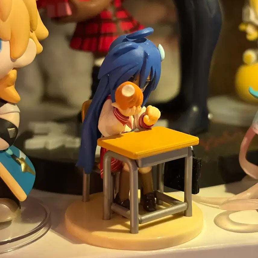 [BUNJANG] Lucky Star Izumi Konata Sorapan Figure / 급전 ㅠ 러키스타 이즈미 코나타 소라빵 피규어