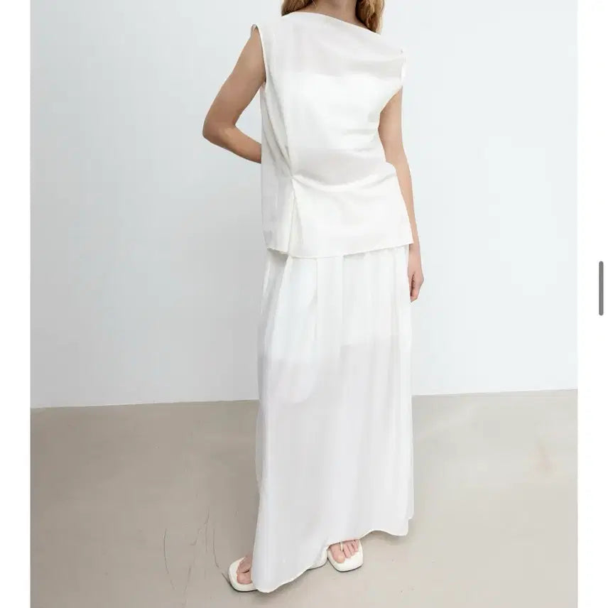 [BUNJANG] rrace Wool Twist Blouse / 레이스 울 트위스트 블라우스(rrace summer wool twist