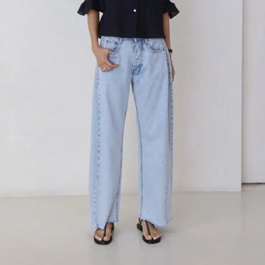 [BUNJANG] 11am 444 Wide Leg Jeans (Light Blue) / 11am 444 와이드진 (연청)