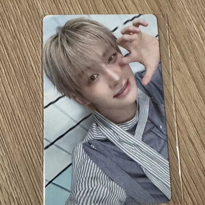 [BUNJANG] TWS Jihoon NO TRAGEDY Universal Photocard / 투어스 지훈 tws no tragedy 유니버셜 지훈 포카 양도