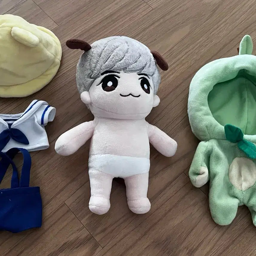 [BUNJANG] SHINee Jonghyun Apple Plush / 애플쫑 종현 인형 판매합니다