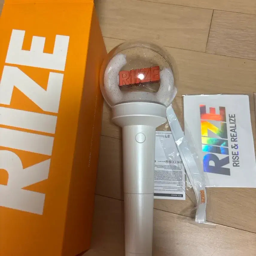 [BUNJANG] RIIZE Official Light Stick / 라브봉(라이즈응원봉)
