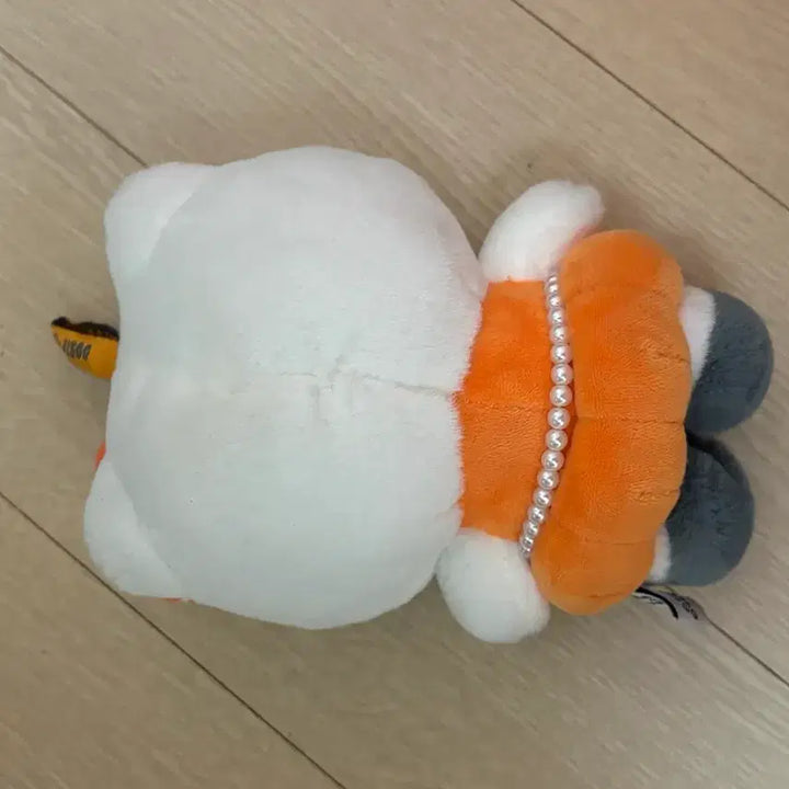 [BUNJANG] BLACKPINK Jisoo Kitty Orange Version Doll / 지수 키티 주황색 판매 (사진 그대로판매),(고리,박스,카드 없음)