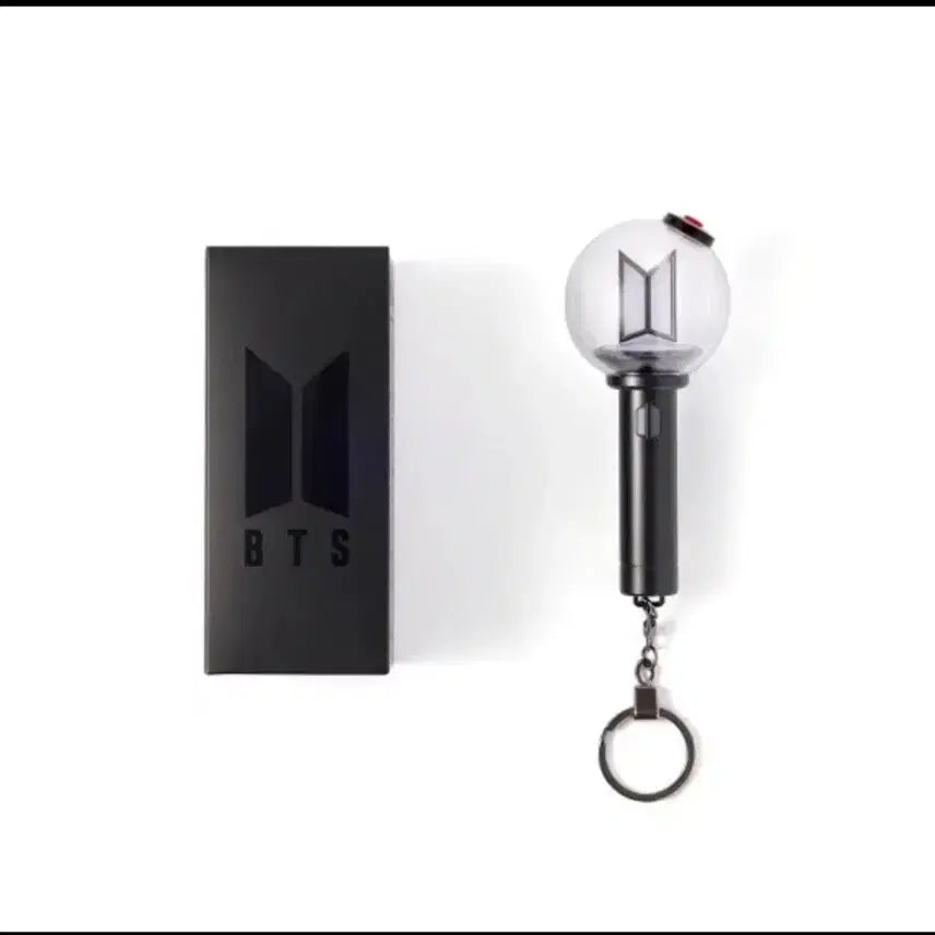 [BUNJANG] BTS Lightstick Keyring / bts 응원봉 키링  미개봉 팝니다