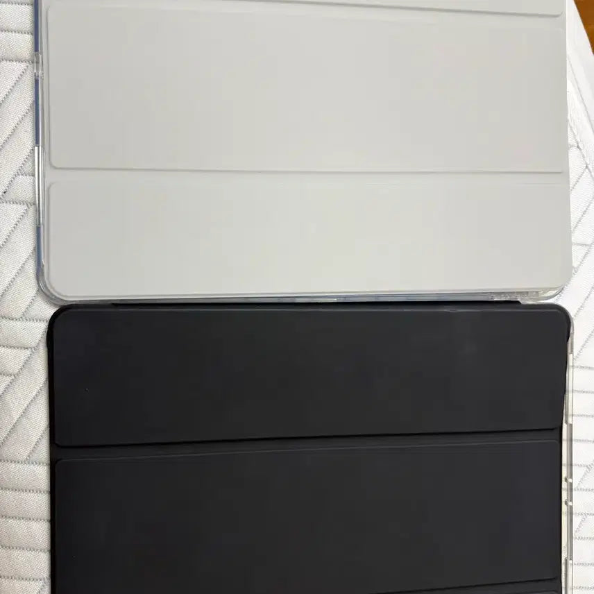 [BUNJANG] iPad 13-inch Case Bundle / *새상품* 아이패드 케이스 13인치 일괄판매