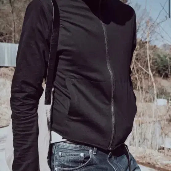 [BUNJANG] Monoprive Textured High Neck Zip Black / 구매 Textured High neck Zip black 하이넥 블랙 3