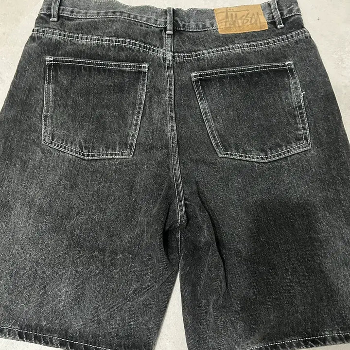 [BUNJANG] Stussy Black Denim Shorts (Size 32) / 스투시 블랙 데님 쇼츠 (32)