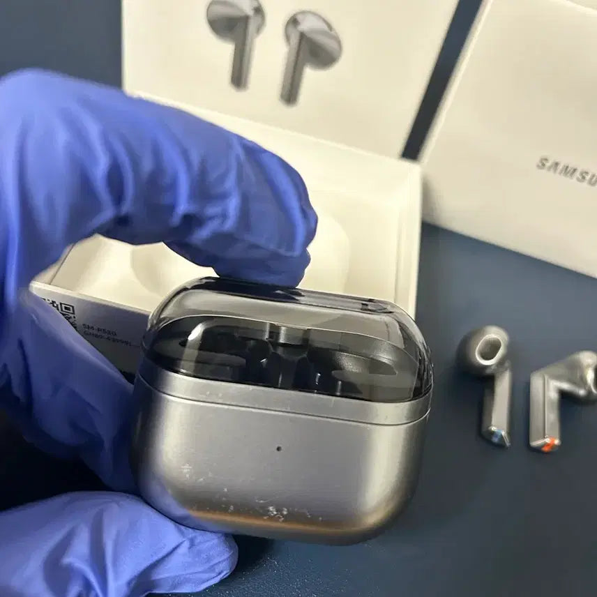 [BUNJANG] Samsung Galaxy Buds3 Wireless Earphones - Silver / 삼성 갤럭시 버즈3 실버 무선 이어폰