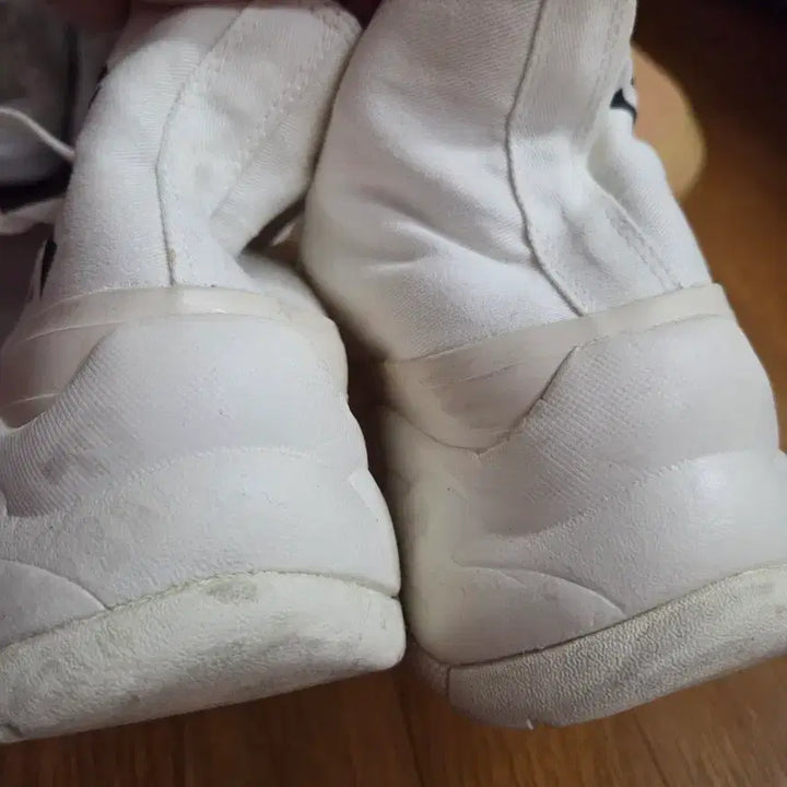[BUNJANG] MLB Chunky High Top Sneakers / [230] 엠엘비MLB 청키 하이 탑 굽높이 운동화 스니커즈