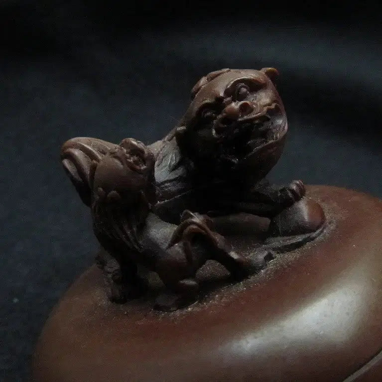 [BUNJANG] Round Seal Case with Animal Carving / 원형 도장함