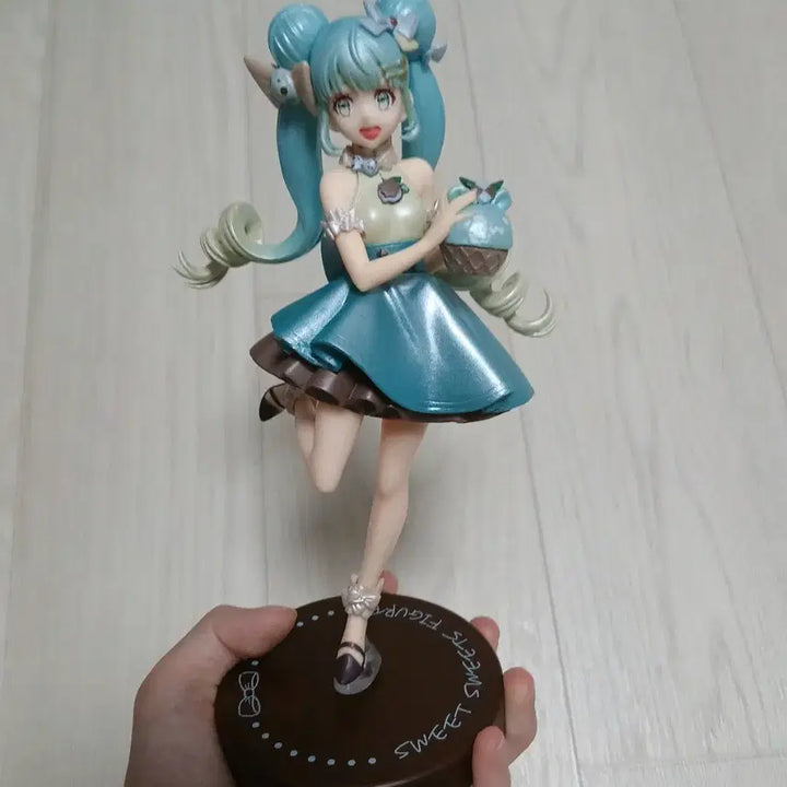 [BUNJANG] Hatsune Miku Mint Choco Bishoujo Figure / 하츠네미쿠 민트초코 미소녀 피규어