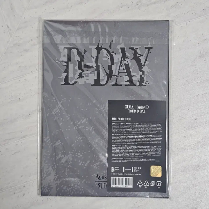 [BUNJANG] BTS Suga Agust D D-DAY Tour Mini Photobook / BTS 방탄 슈가 어거스트디 투어 디데이 미니 포토북 양도 윤기