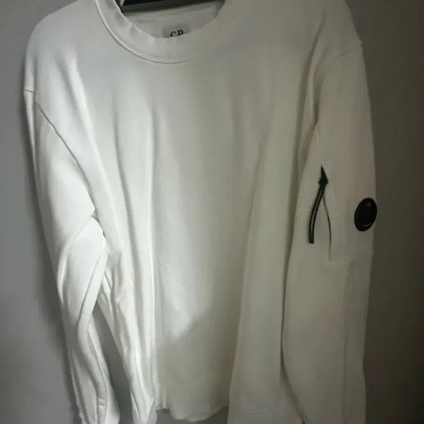 [BUNJANG] CP Company White Sweatshirt / CP컴퍼니 화이트 맨투맨