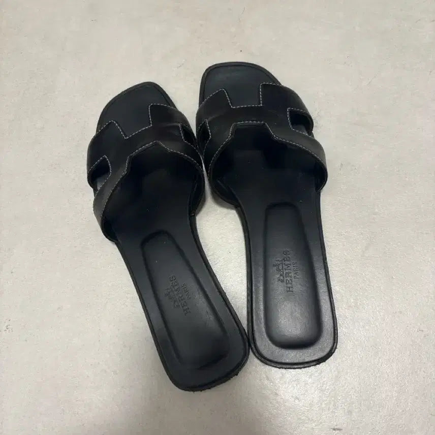 [BUNJANG] Hermes Oran Sandals Black / 에르메스 오란 샌들 블랙