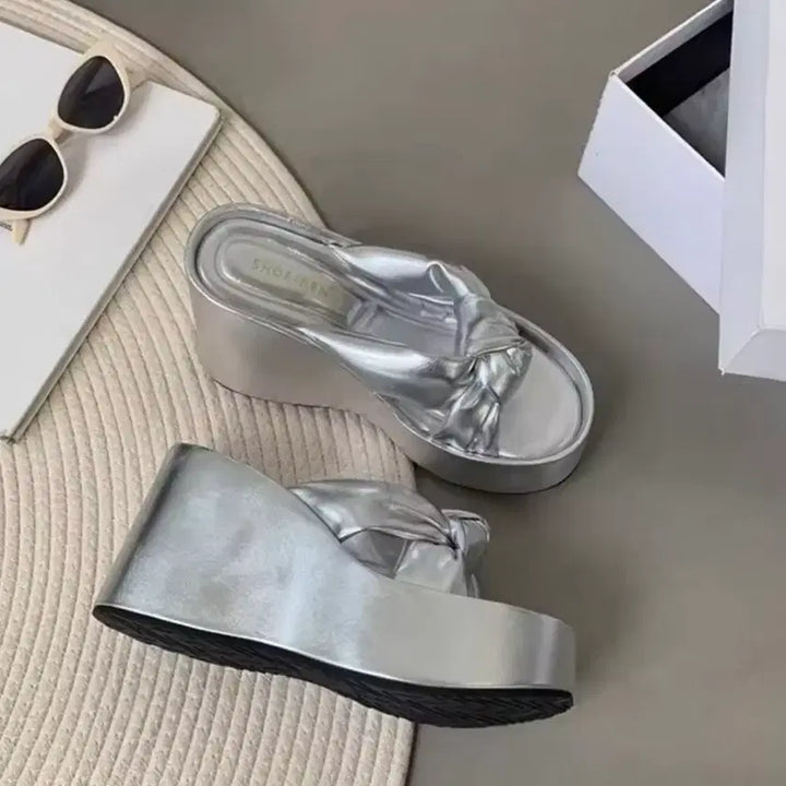 [BUNJANG] Silver Ribbon Twisted 9cm Platform Height-Enhancing Platform Slippers / (당일발송)피팅용 실버 리본꼬임 9cm통굽 키높이 슬리퍼