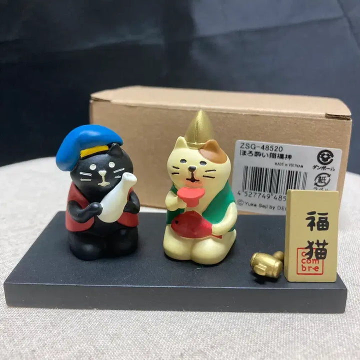 [BUNJANG] De-colle concombre New Year Cat Set / 데꼴 2018 신년 호로요이 복묘신 세트