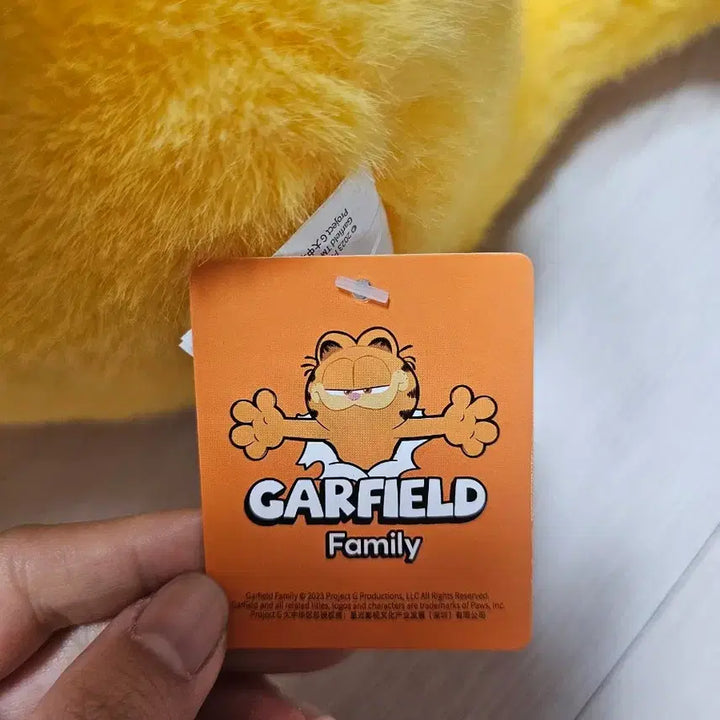 [BUNJANG] Baby Garfield Large Plush 45cm / 베이비 가필드 대형 인형 45cm