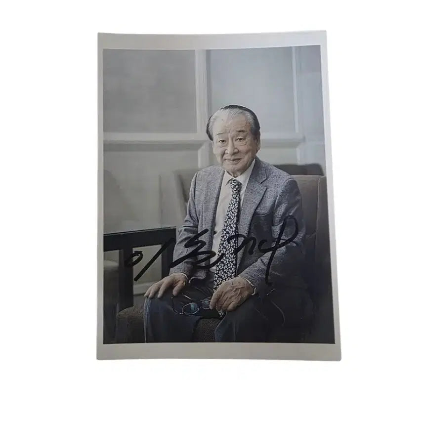 [BUNJANG] Lee Soon-jae Signed Photograph / 이순재 싸인 사진